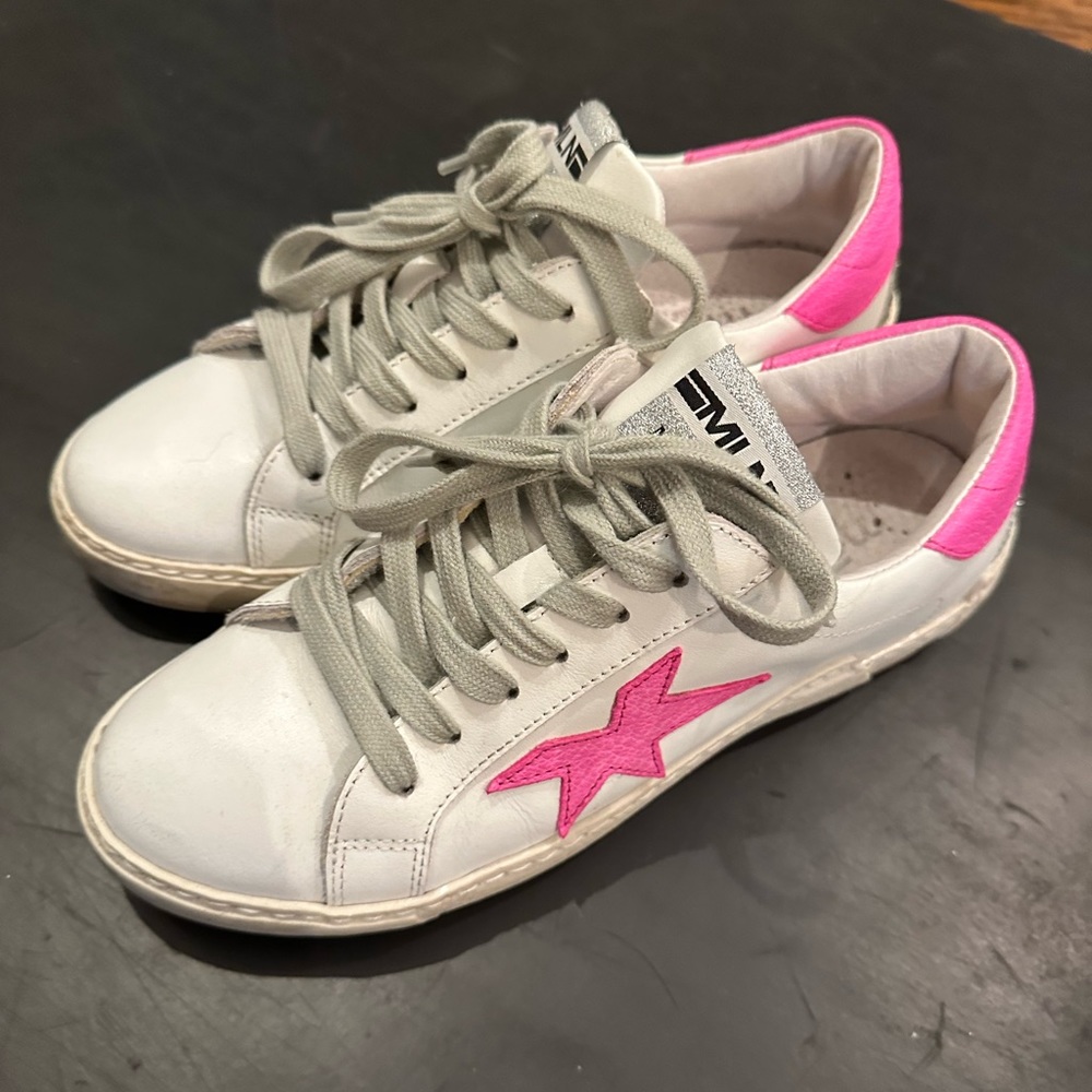 Meline Sneakers size 38